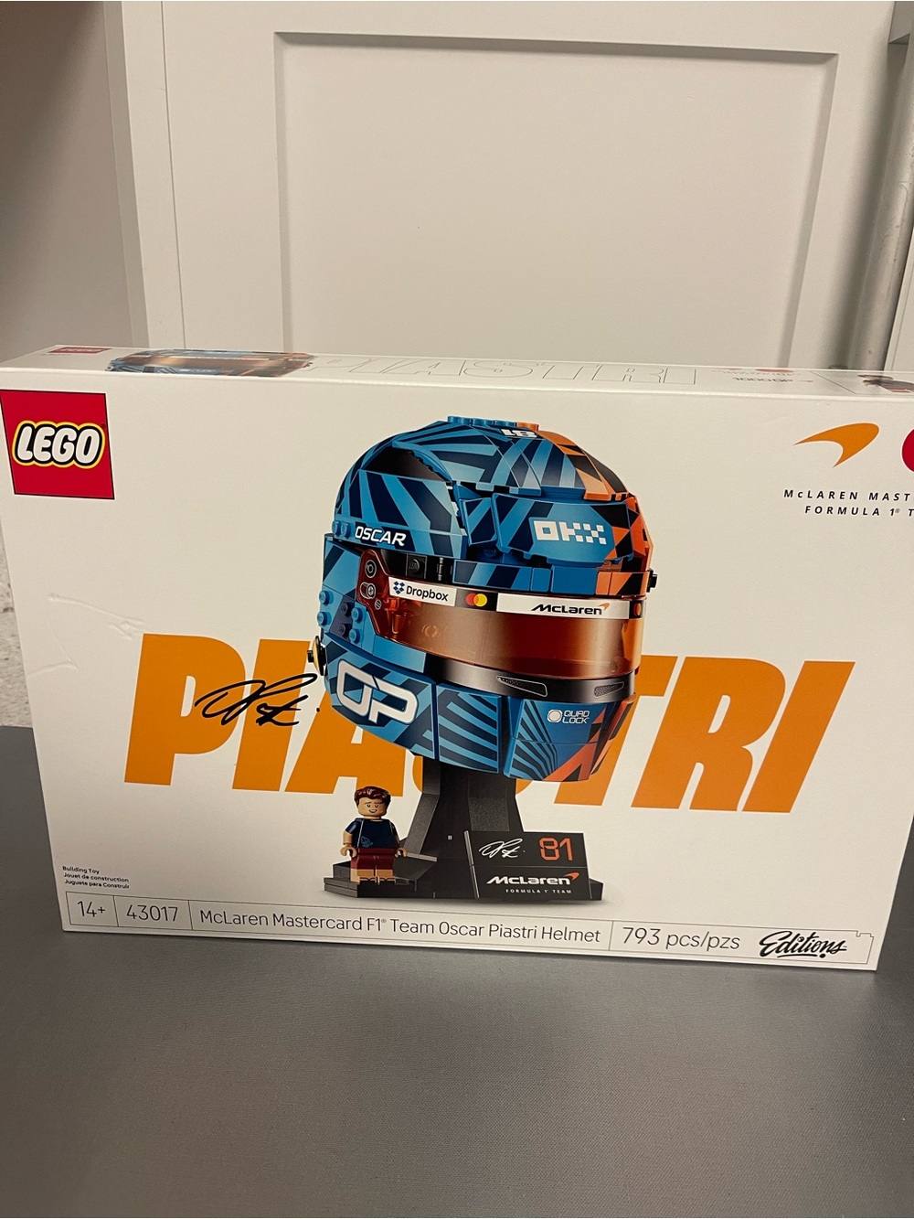LEGO Editions McLaren Mastercard F1 Oscar Piastri Helmet - 43017 793Pcs NIP
